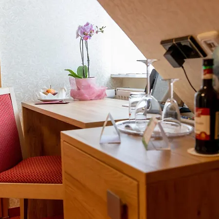 Flair Deutsches Haus Hotel 4*