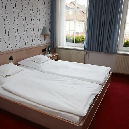 Flair Deutsches Haus Hotel 4*