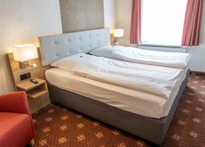 Flair Deutsches Haus Hotel 4*