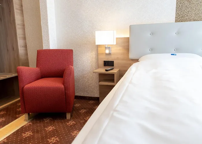 Otel Flair Deutsches Haus 4*